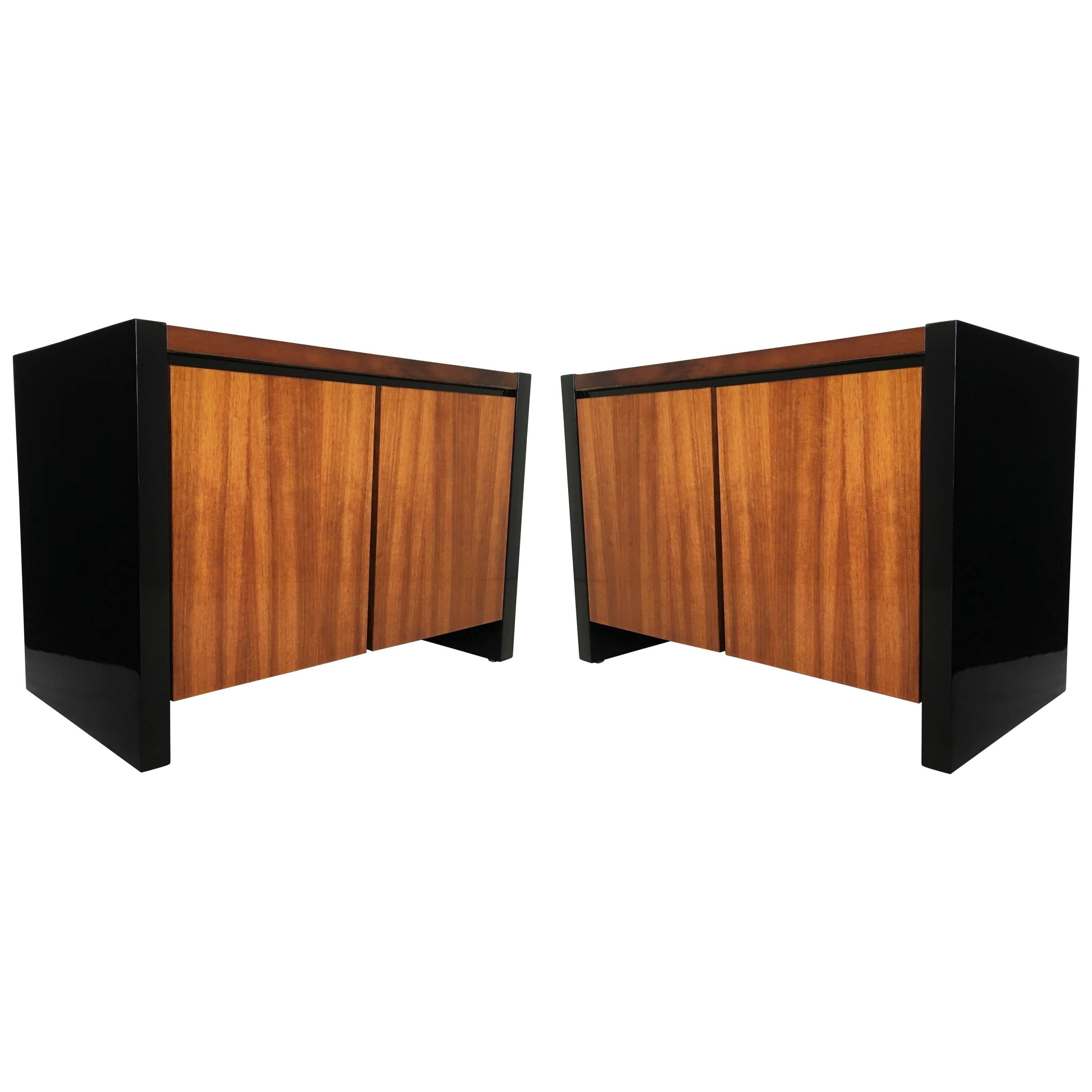 Pair of Black Lacquer and Koa Wood Nightstands by Henredon For Sale