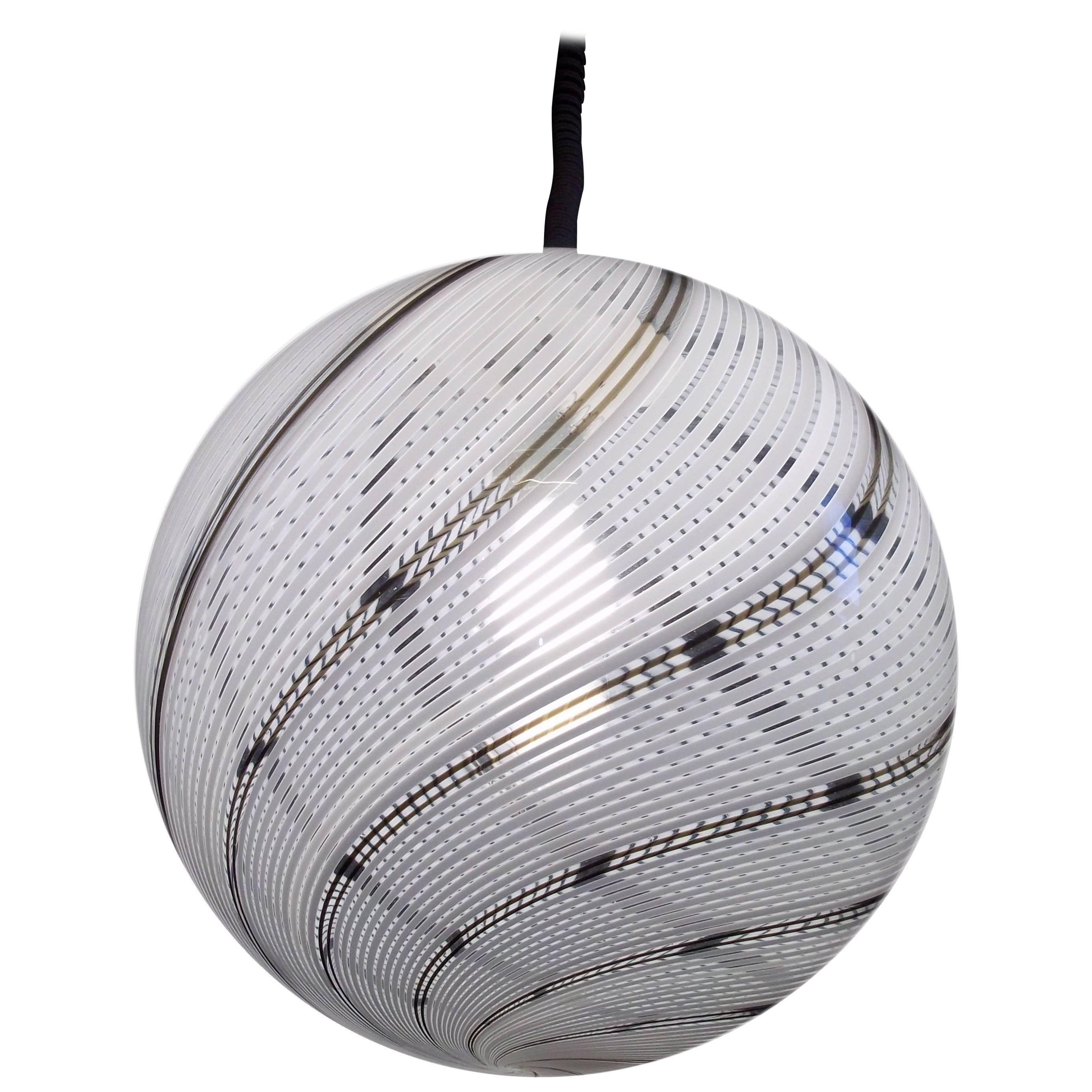 Venini, 'Tessuto' Chandelier, in Murano Glass, circa 1970