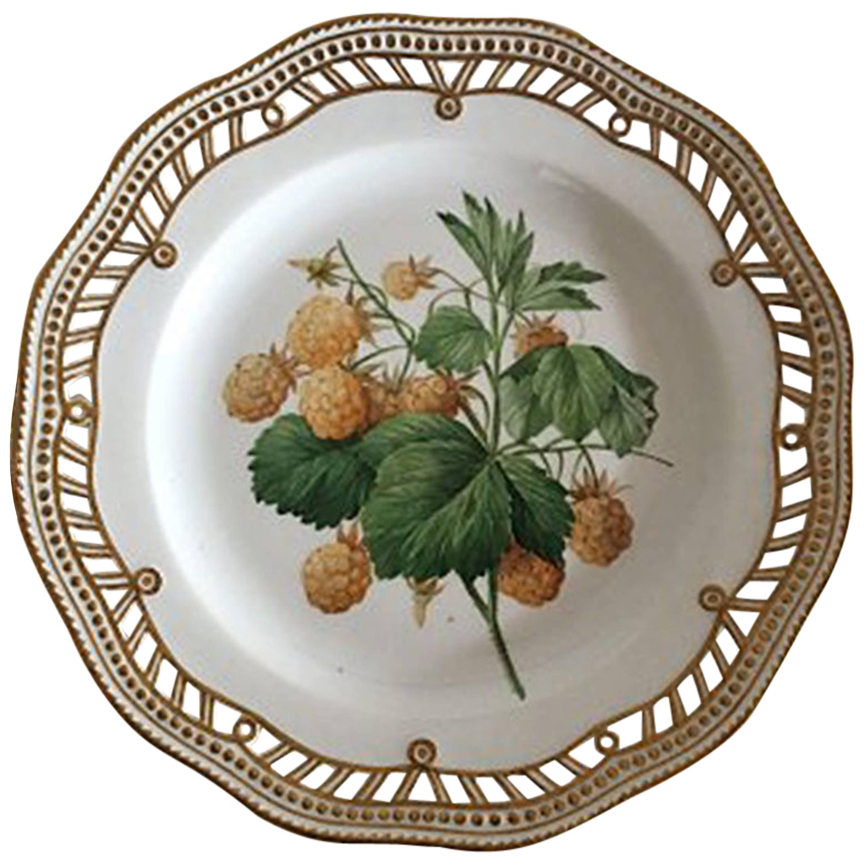 Royal Copenhagen Flora Danica Fruit Plate #429/3584, Pre 1900 #109