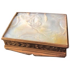 French Patch Box or Beauty Mark 'Marque de beauty/Mouches' Box