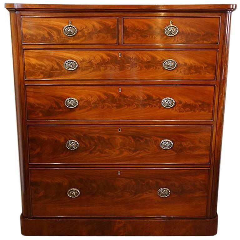 Large Victorian Mahogany Chest of Drawers For Sale at 1stdibs