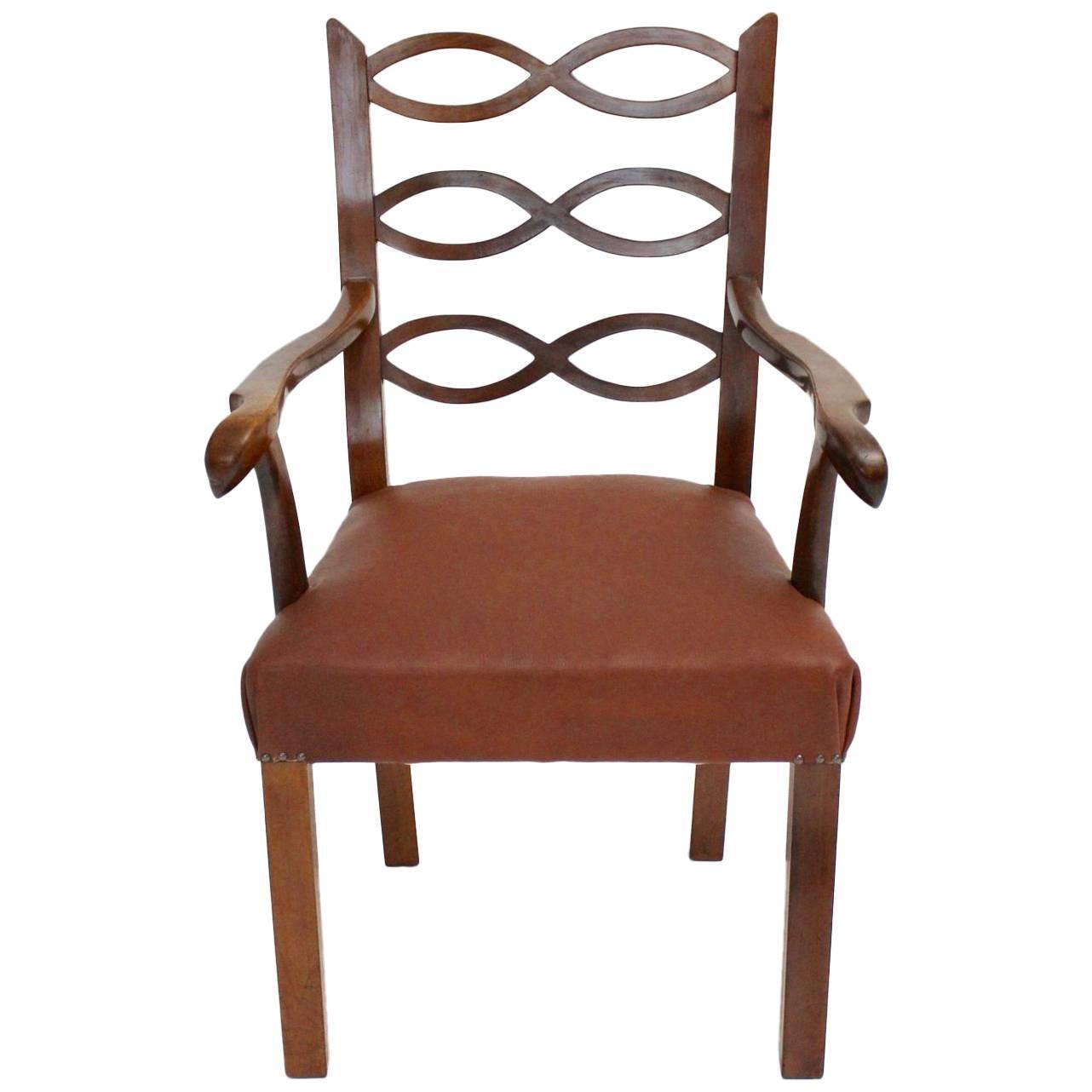 Vintage-Sessel aus Nussbaumholz aus der Art-déco-Ära von Hugo Gorge Wien, um 1925 im Angebot