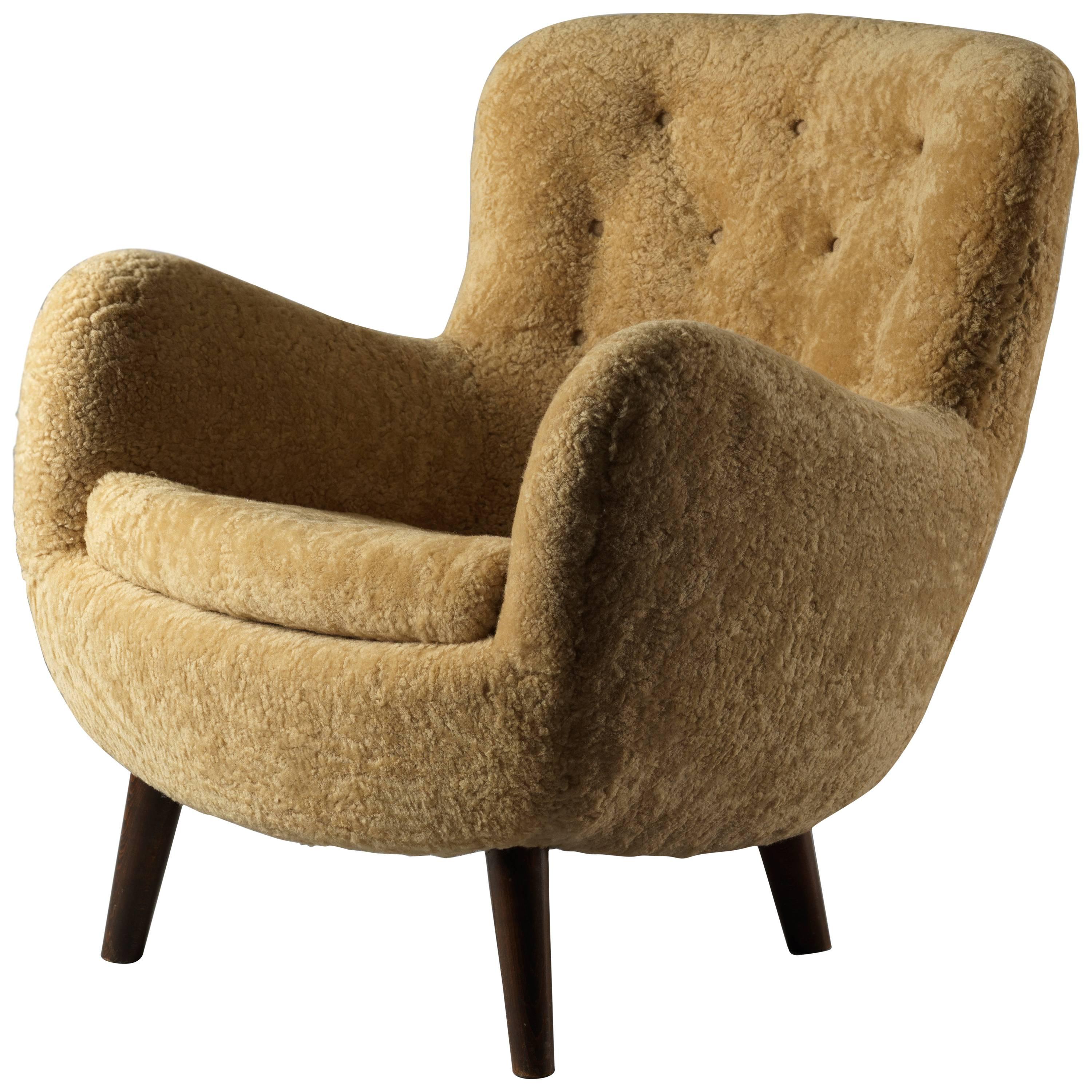 Frits Schlegel 'Attributed', Organic Lounge Chair, Natural Beige Lambskin, 1940s