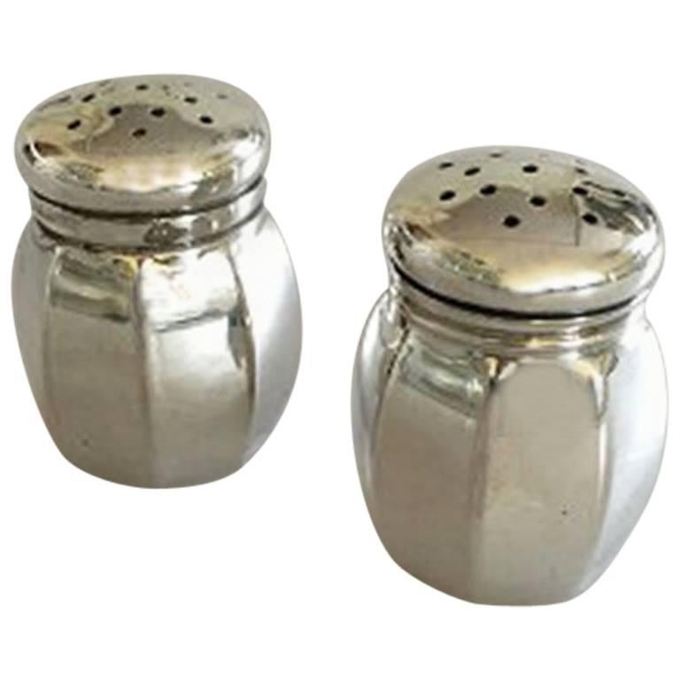 Set Salt/Pepper Shakers in Sterling Silver, American at 1stDibs sterling salt and pepper shakers