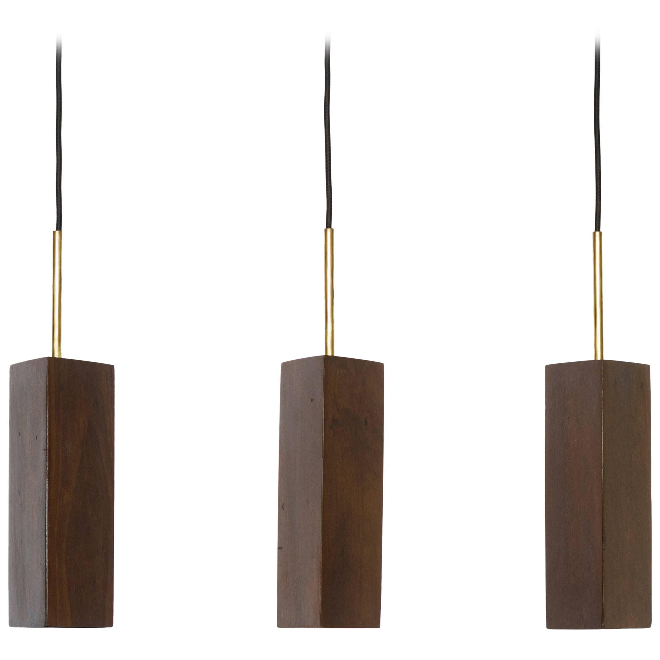 Pendant Lamp in Wood and Brass. Brazilian Contemporary Design by O Formigueiro. For Sale