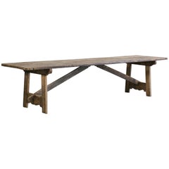 Antique Dining Table in Pine: 1800