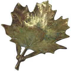 Vintage 1950s Virginia Metalcrafters Brass Sugar Maple Leaf Sculpture