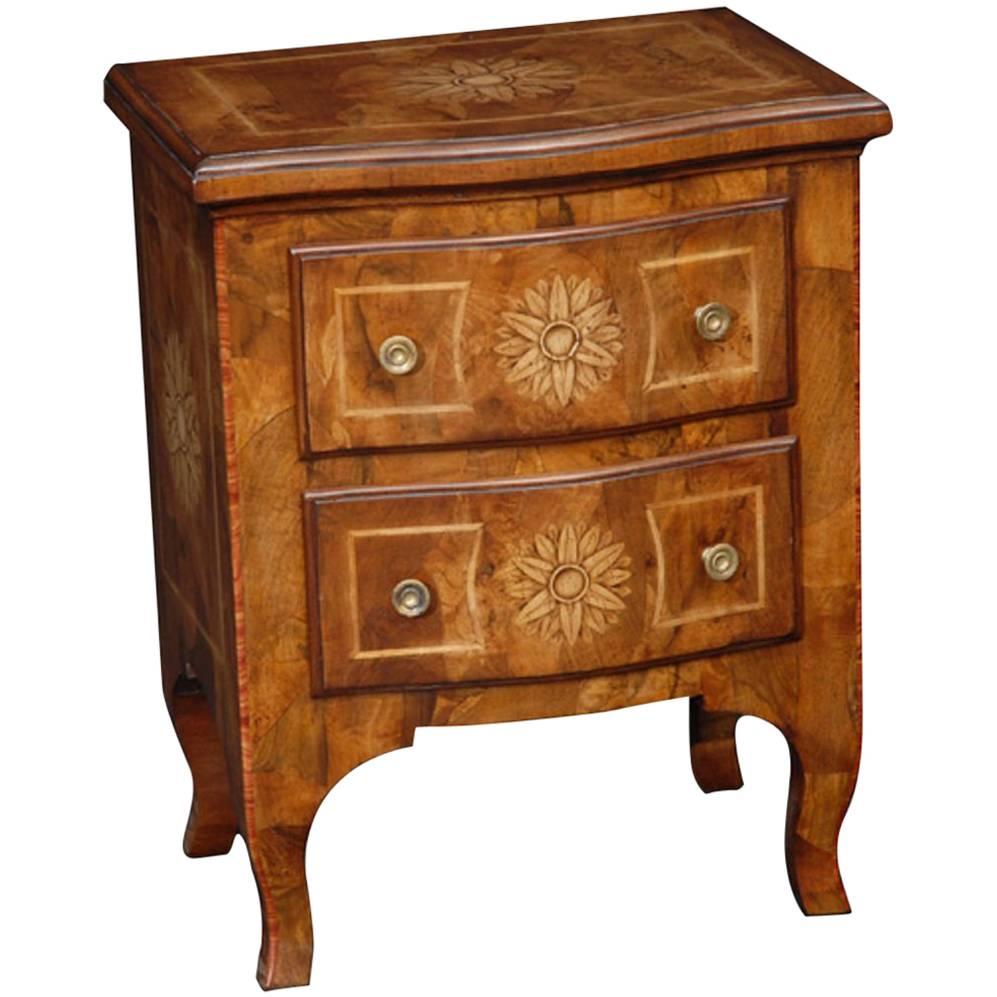 Pair of Shaped Walnut Nightstands in Oysterwood and Maple Inlay For Sale