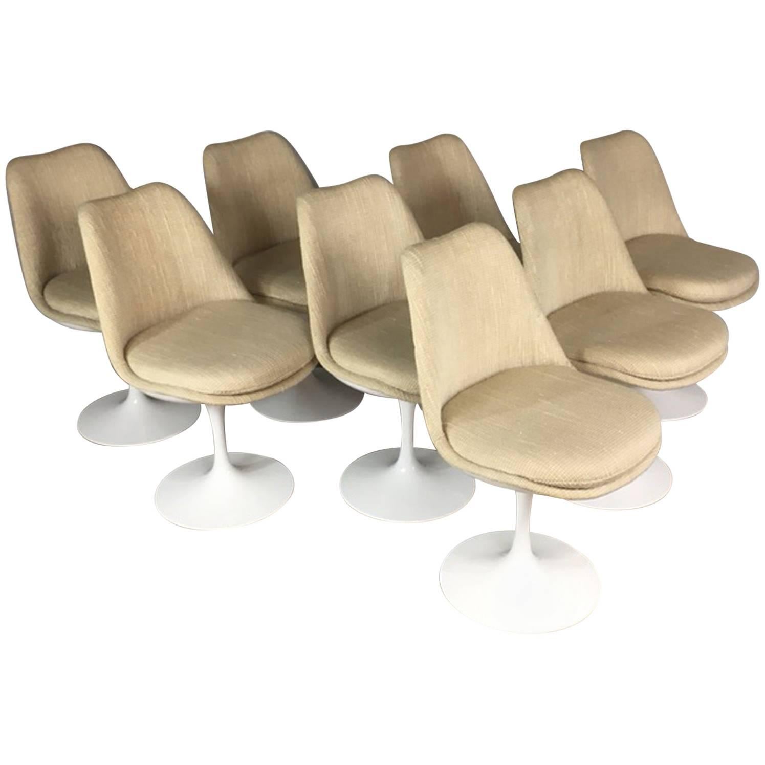 Eero Saarinen Set of Eight Tulip Swivel Dining Chairs for Knoll