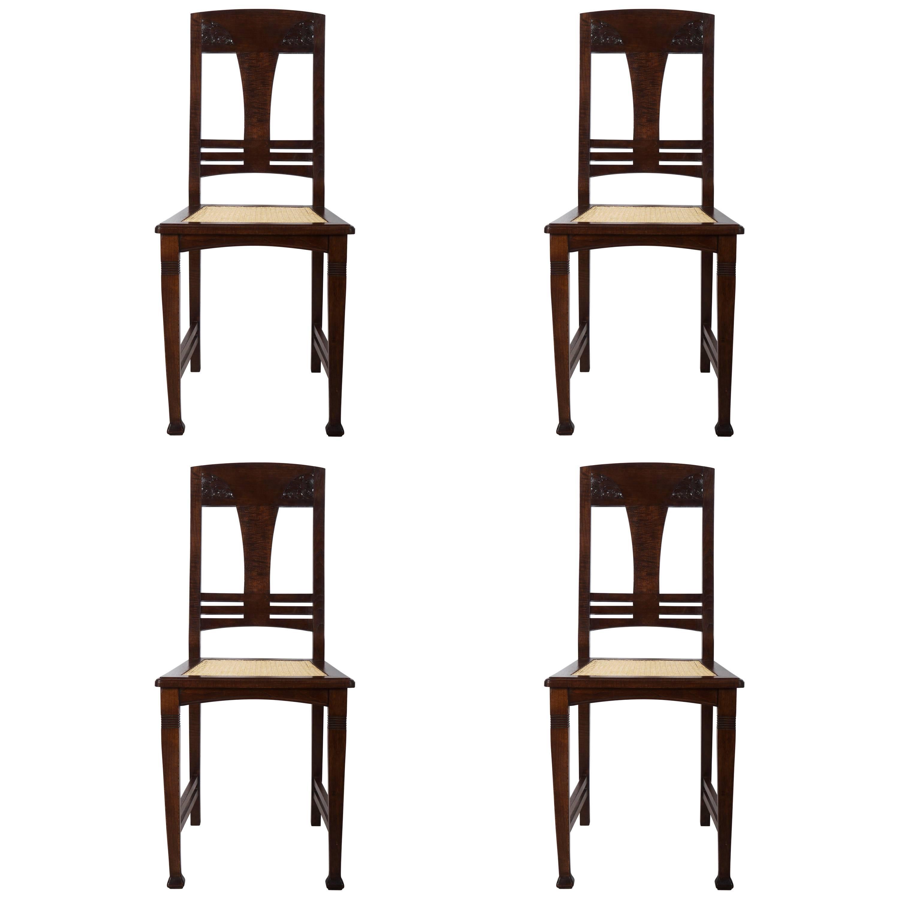 Ensemble de quatre chaises de salle à manger Art nouveau allemand en vente