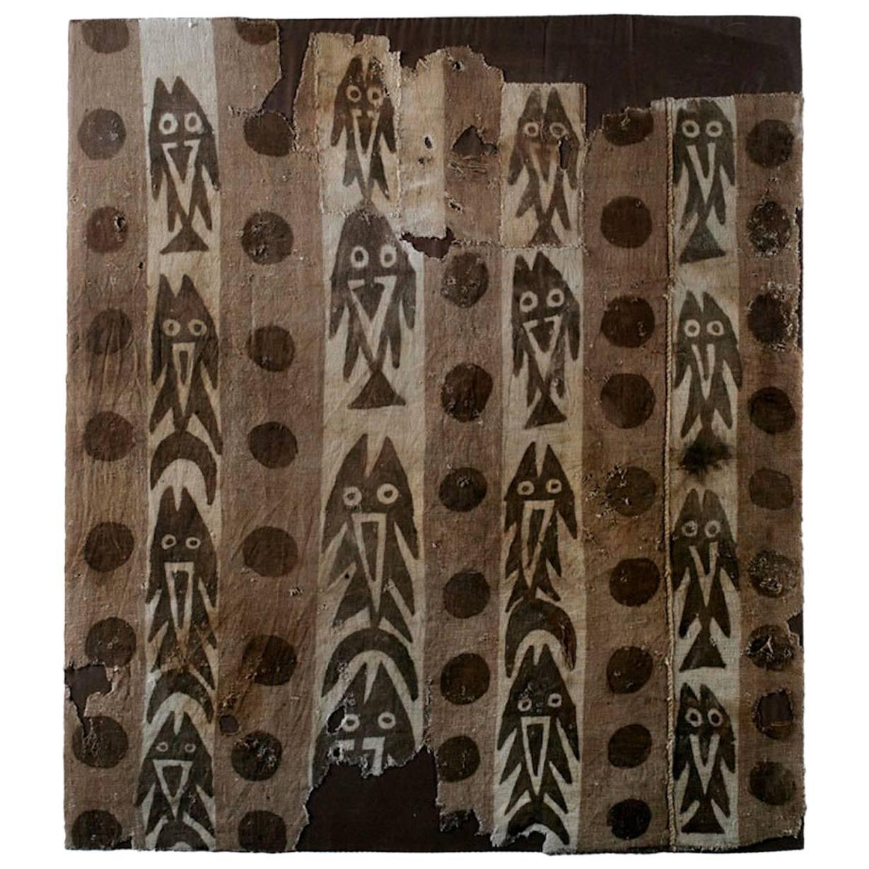 Pre-Columbian Chancay Painted Textile - Brown Fishes and Dots On Vertical Bands For Sale