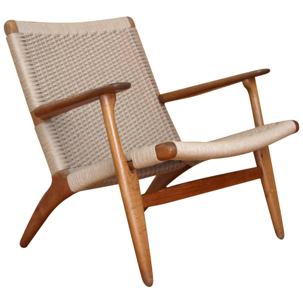 Hans Wegner Oak Lounge Chair Model CH25 Carl Hansen and Son, Denmark For Sale