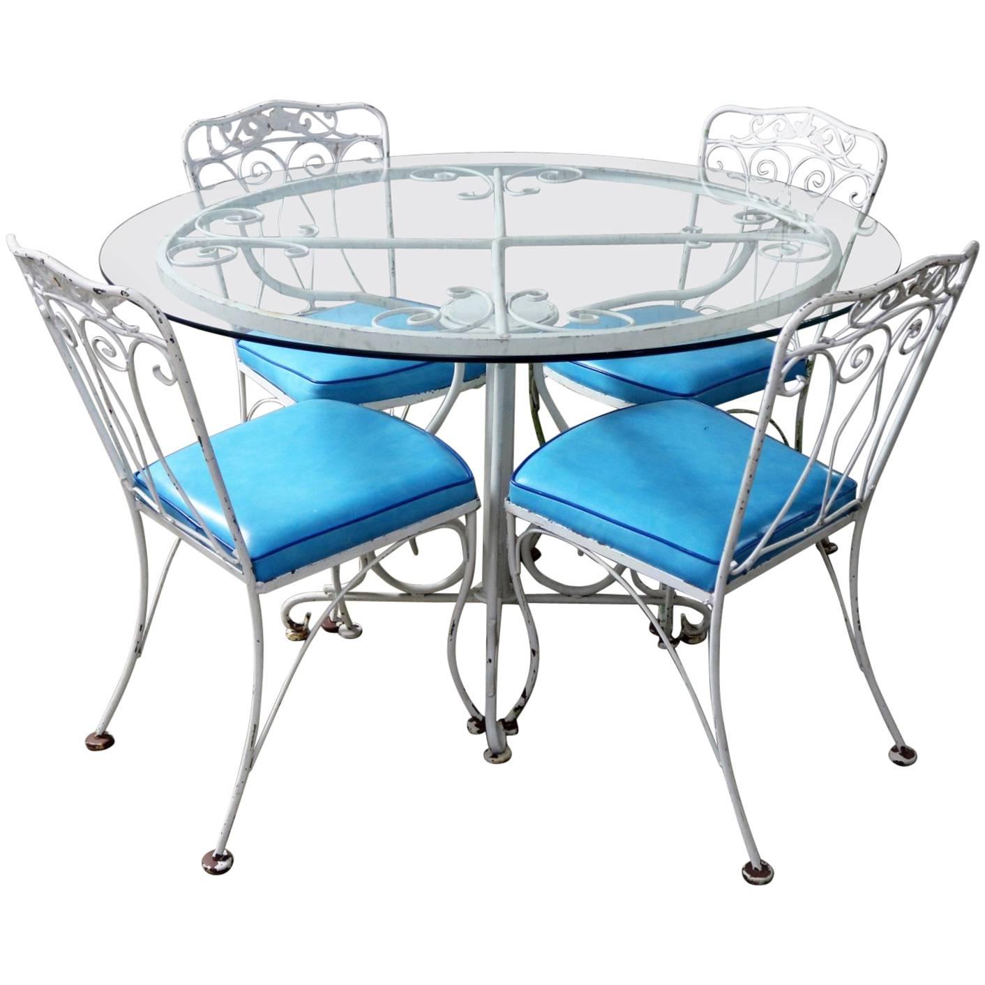 Salterini Style Wrought Iron Patio Set Round Table Four Chairs Turquoise Seats