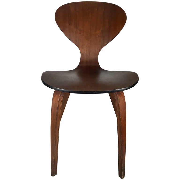 Classic MidCentury Modern Plywood Chair by Norman Cherner for Plycraft