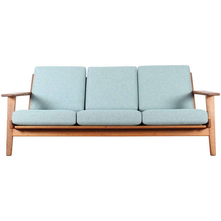 Scandinavian Sofa, GE-290 by Hans J. Wegner for Getama, Three-Seat For Sale  at 1stDibs | scandinavian couch, ge 290 sofa, wegner sofa ge 290