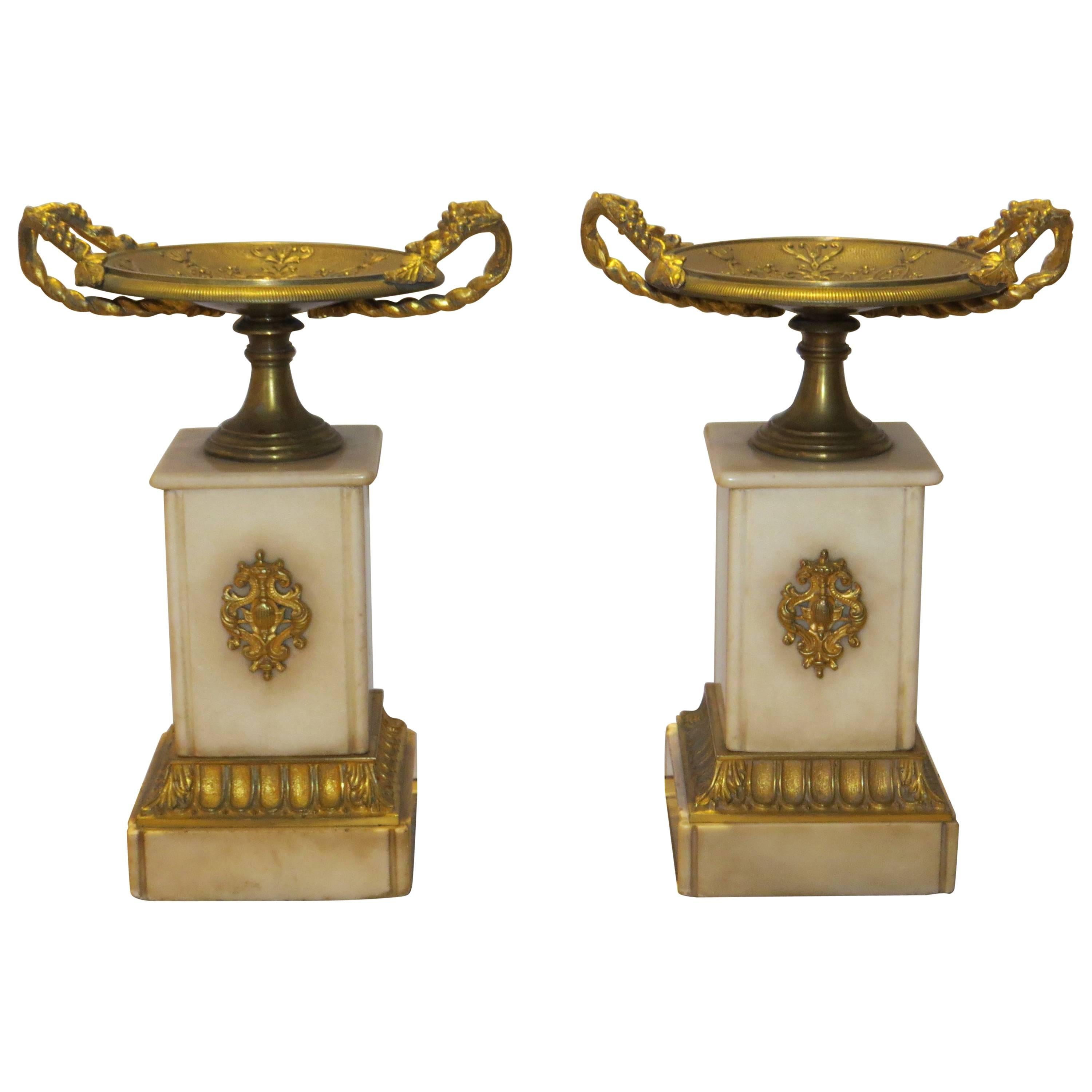 Pair of 19th Century Bronze Cups on Marble Bases For Sale