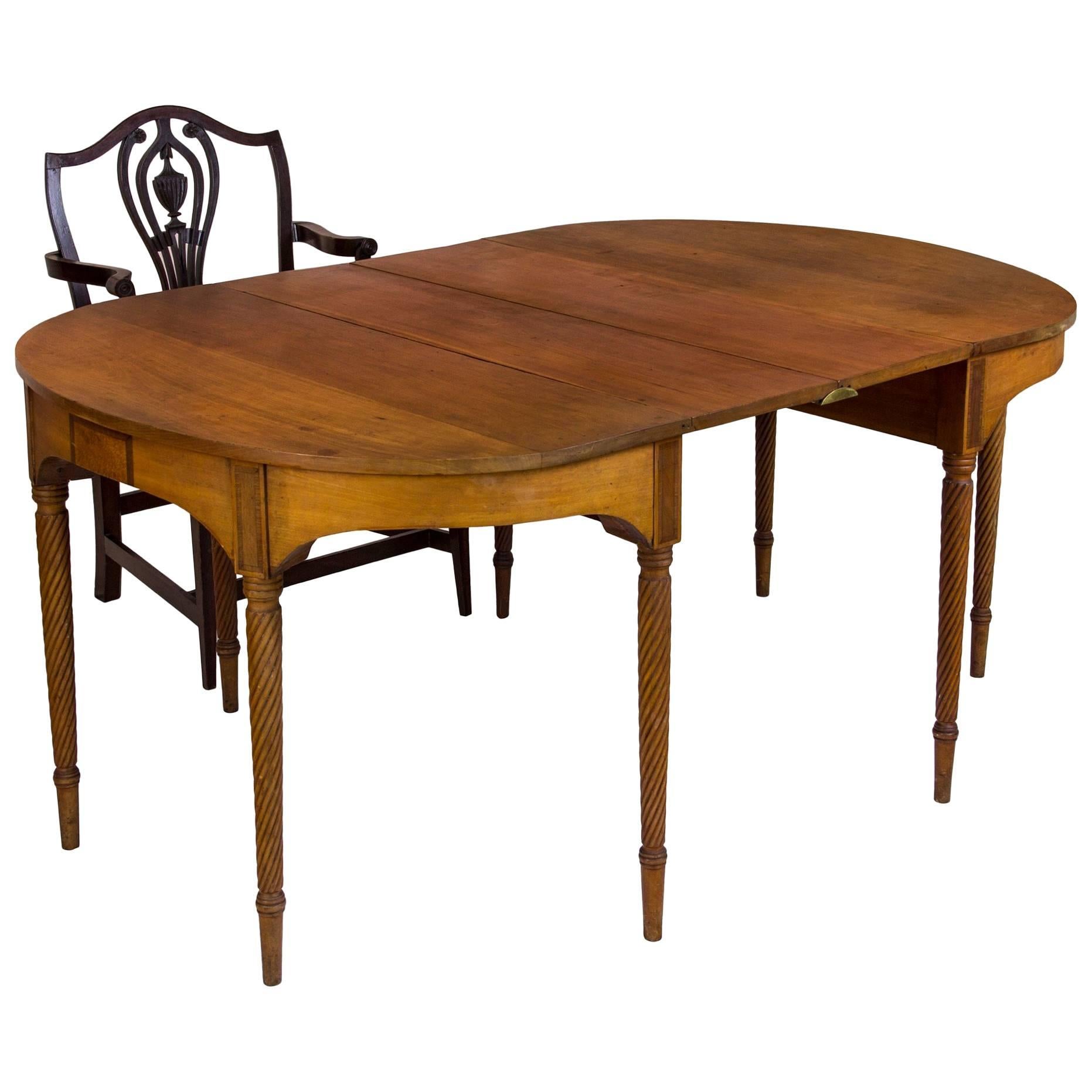 Sheraton Cherry Inlaid Banquet Table of Small Scale with Rope-Tuned Legs, 1815 For Sale