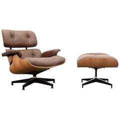 Eames Lounge Chair and Ottoman in Walnut and Brown Leather, 1970s