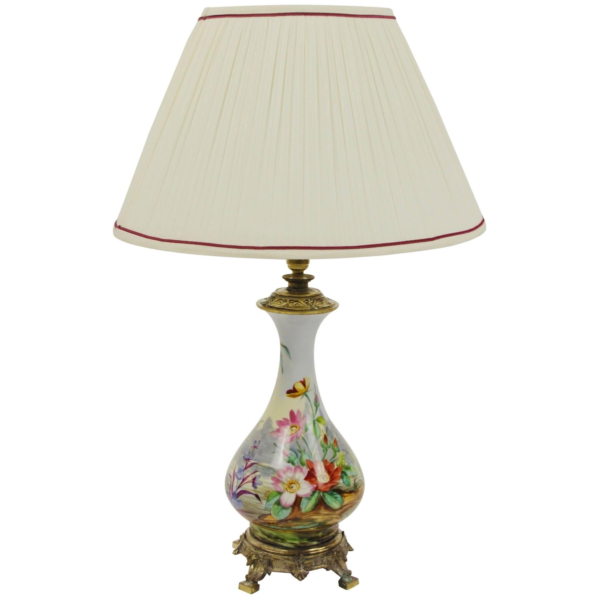 Porcelain Table Lamp Depicting a Heron and Verdant Foliage For Sale