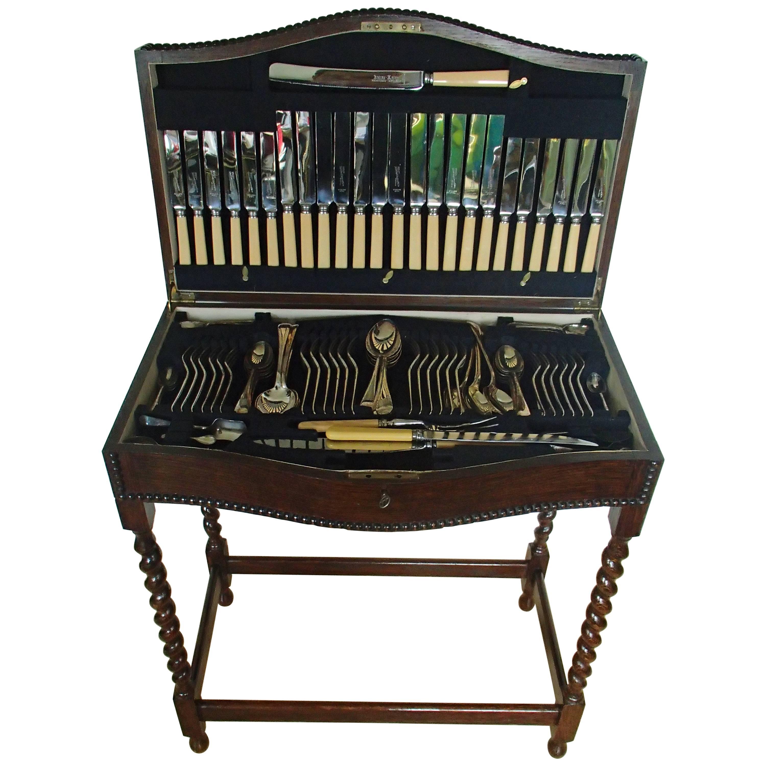 19th Century Oak Table with Cutlery for Twelve Persons Harrison Fisher Sheffield For Sale