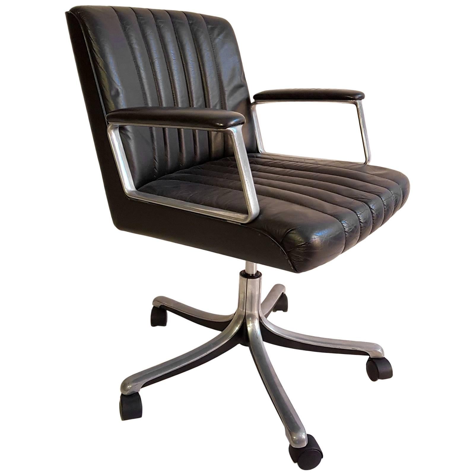 Swivel Desk Chair P126 by Osvaldo Borsani for Tecno
