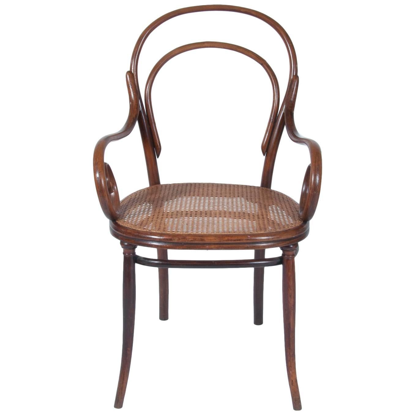 Thonet No. 11 Bentwood Armchair or Dining Chair im Angebot