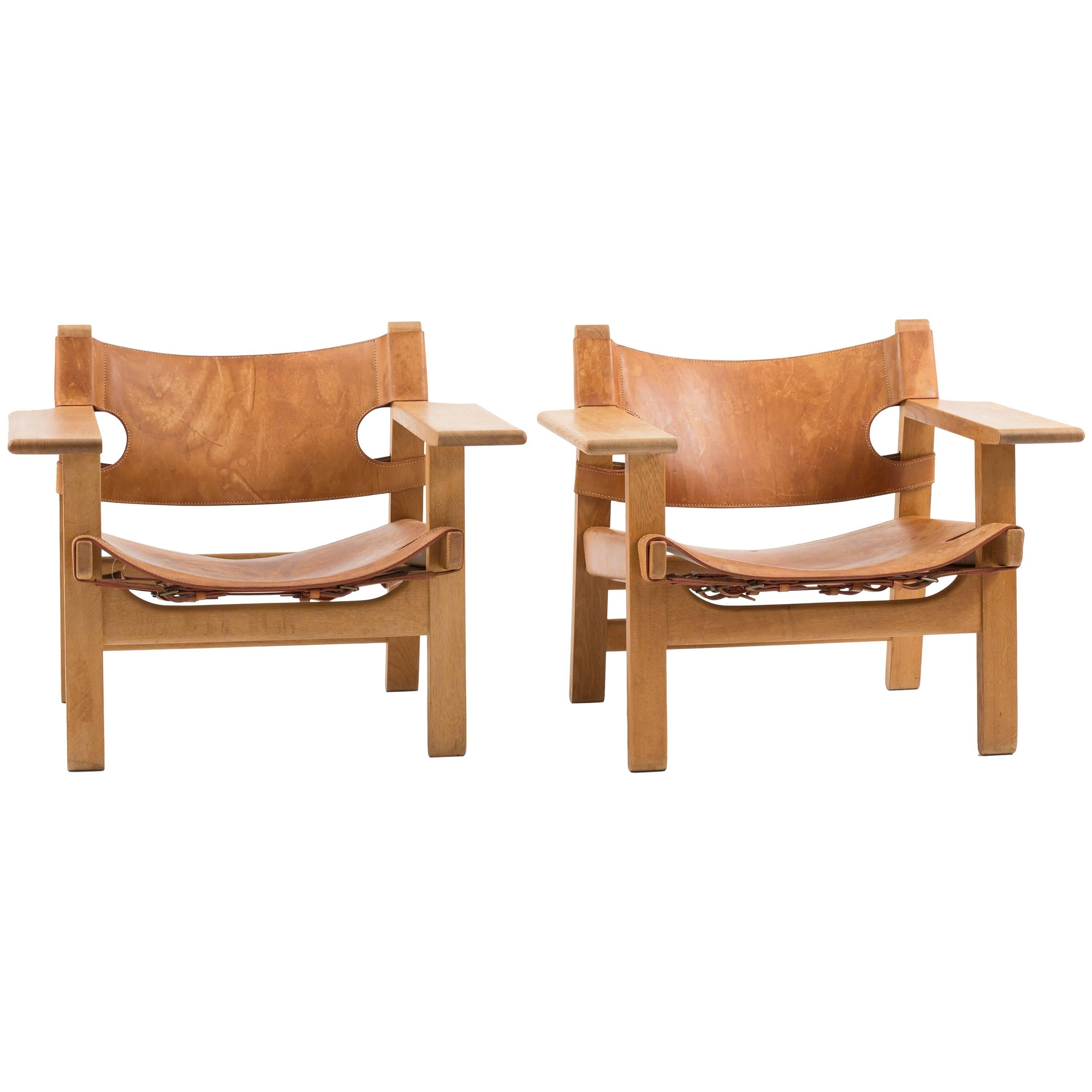 Pair of Spanish Chairs by Børge Mogensen for Fredericia Furniture