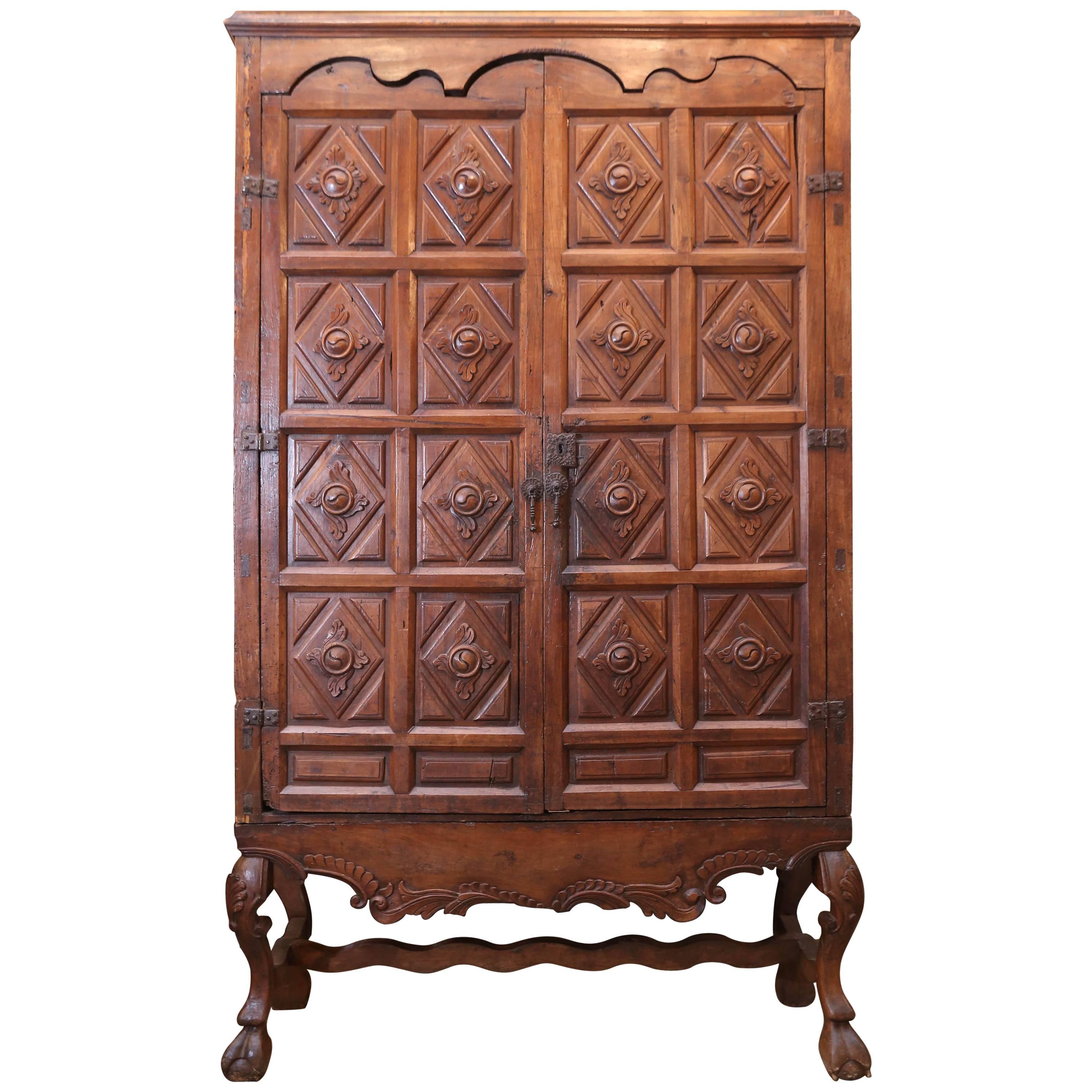 17th Century Carved Baroque Colonial English Oak Armoire For Sale