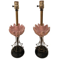 Coppia di lampade da tavolo Art Deco rosa e ottone Vintage Hollywood Regency