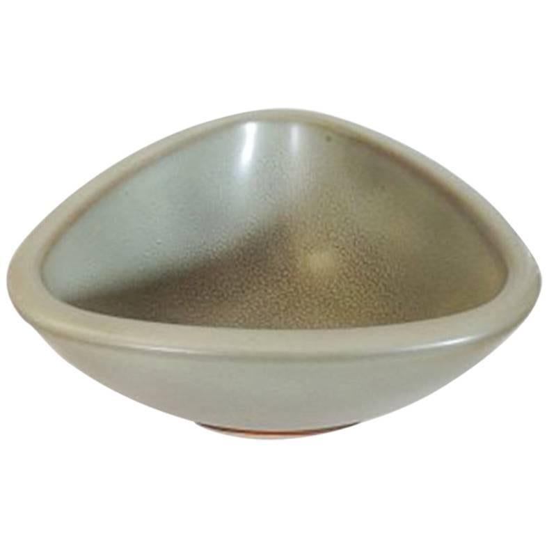 Bing & Grondahl Stoneware Bowl #S839 For Sale