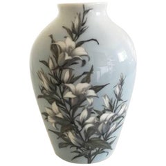 Bing & Grondahl Unique Vase by Lilli Negithon #5239