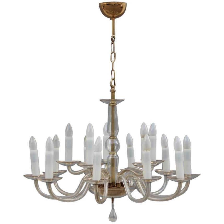 Elegant Italian Chandelier in Murano Glass Very Chic