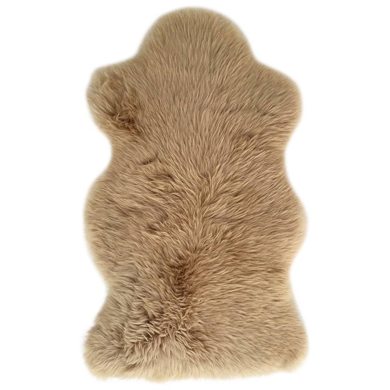 Forsyth New Zealand Sheepskin Throw Tan For Sale at 1stDibs