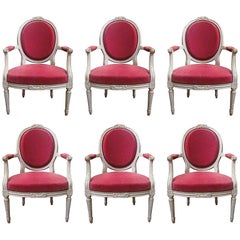 Ensemble de six fauteuils Louis XVI peints en gris du 19ème siècle
