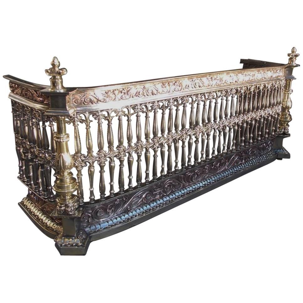 English Cast Bronze Acanthus Decorative Gallery Fire Place Fender, Circa 1820 For Sale