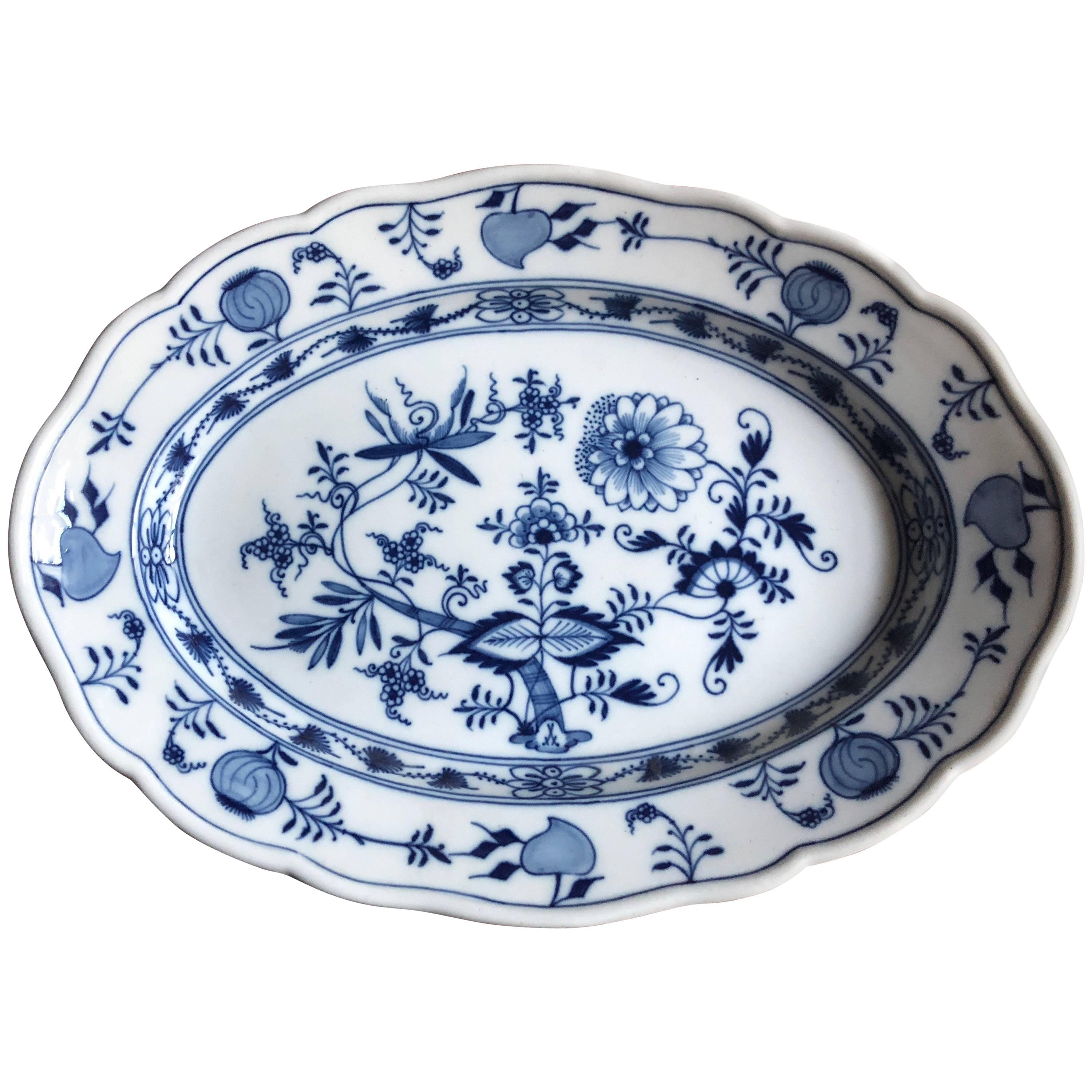 Late 19th Century Meissen Porcelain Large Blue Onion Platter