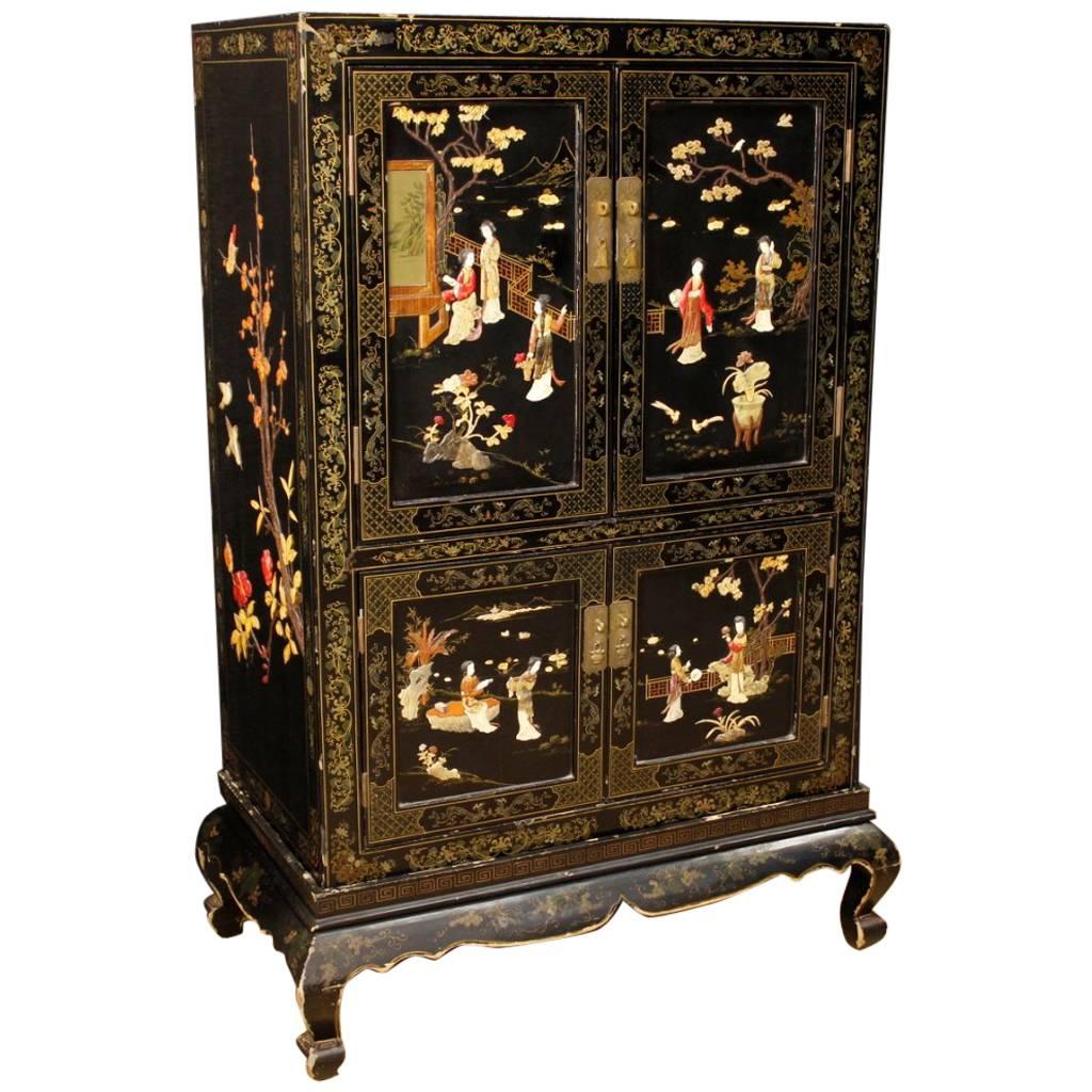 French Chinoiserie Sideboard in Lacquered and Painted Wood from 20th Century