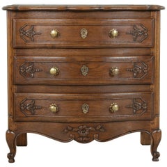 Early 20th Century French Louis XV Style Hand-Carved Oak Nightstand, Small Chest