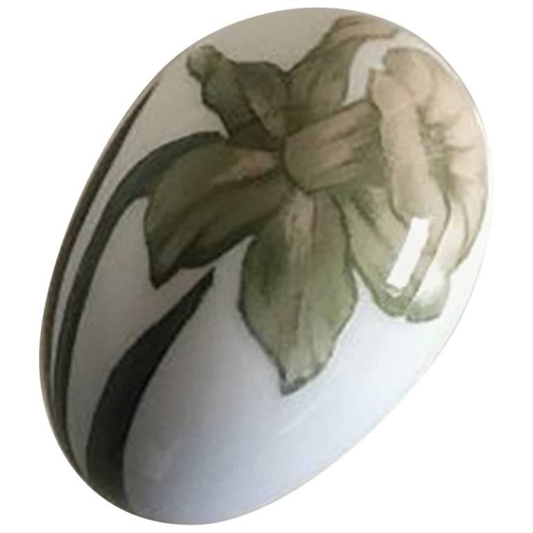 Royal Copenhagen Art Nouveau Egg #540 For Sale