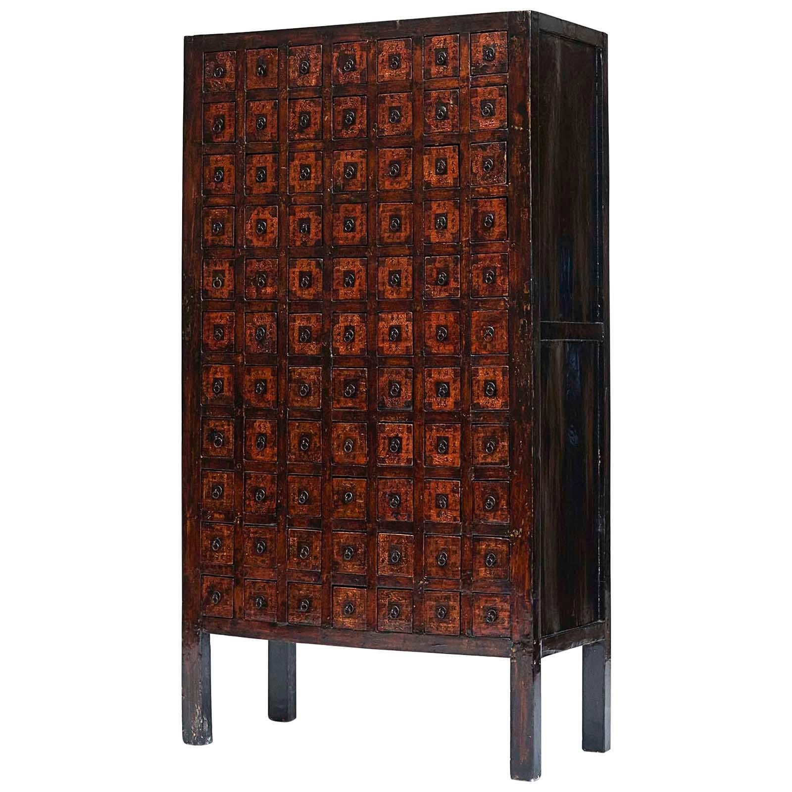Chinese Lacquered Medecinchest, Second Quarter of the 19th Century For Sale