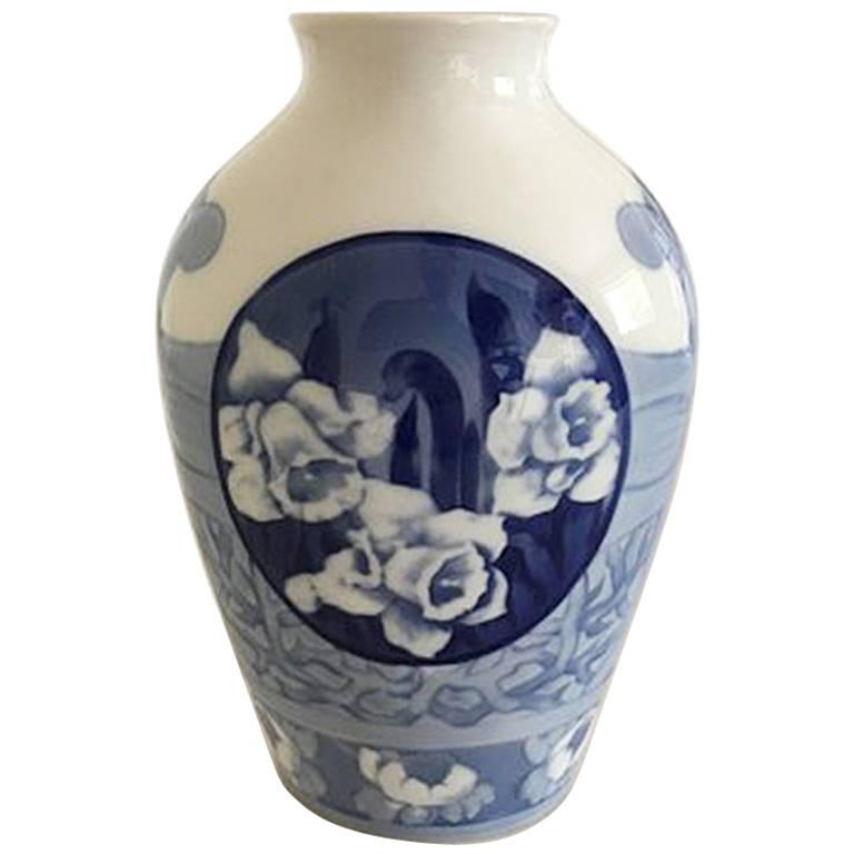 Bing & Grondahl 1916 Easter Vase For Sale