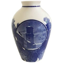 Bing & Grondahl Christmas Vase, 1927