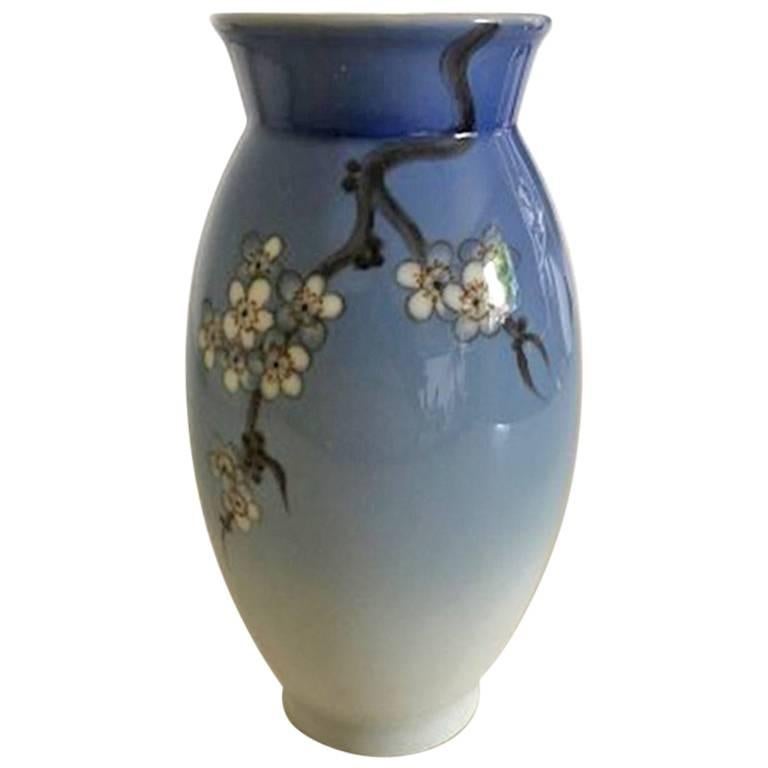 Bing & Grondahl Art Nouveau Vase 433/5420 For Sale