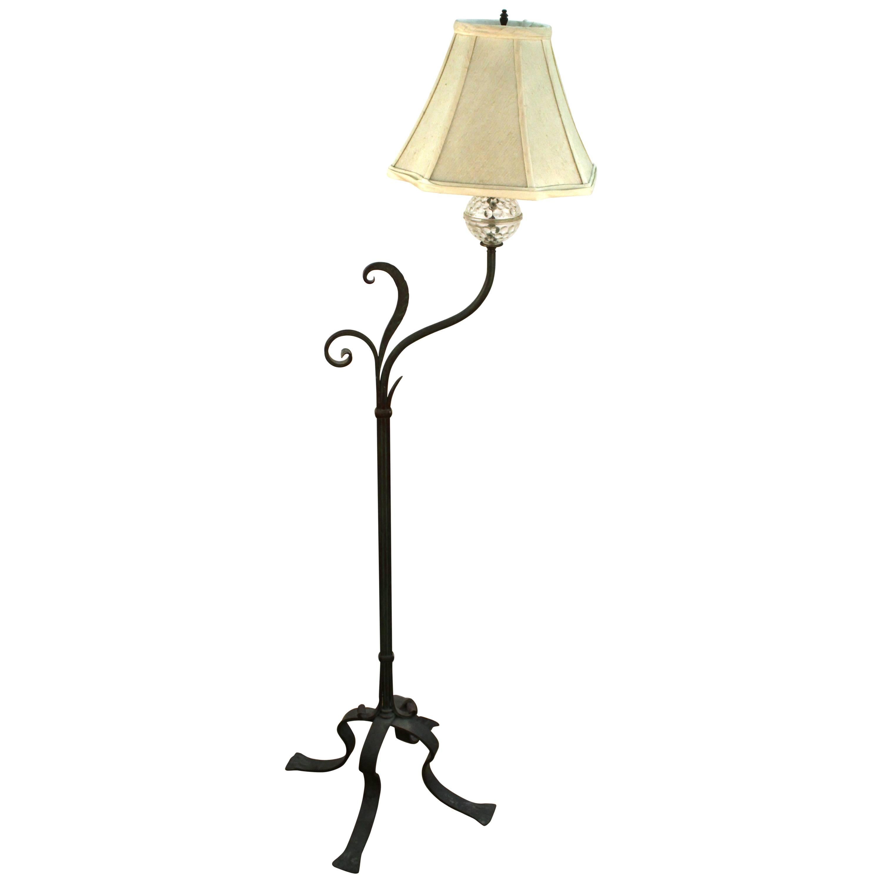 Mid-Century Modern Wrought Iron Standing Lamp For Sale