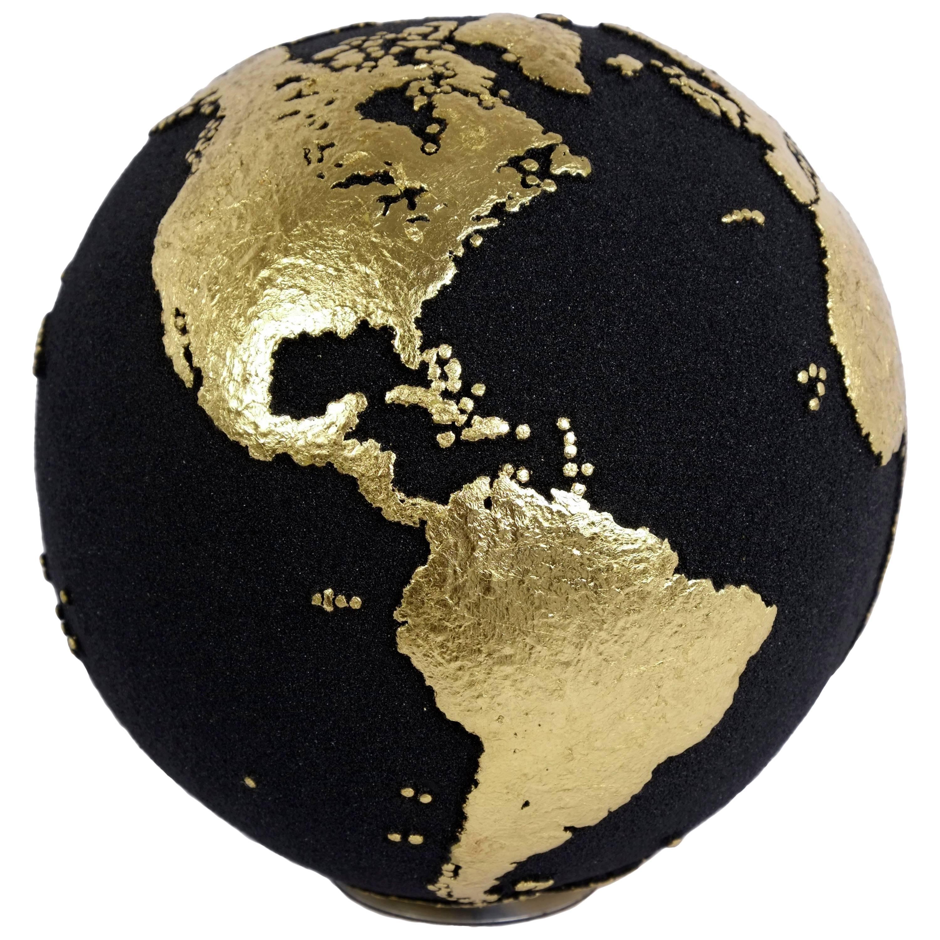 Classic Globe with Volcanic Sand and Gold Finishing, 20 cm