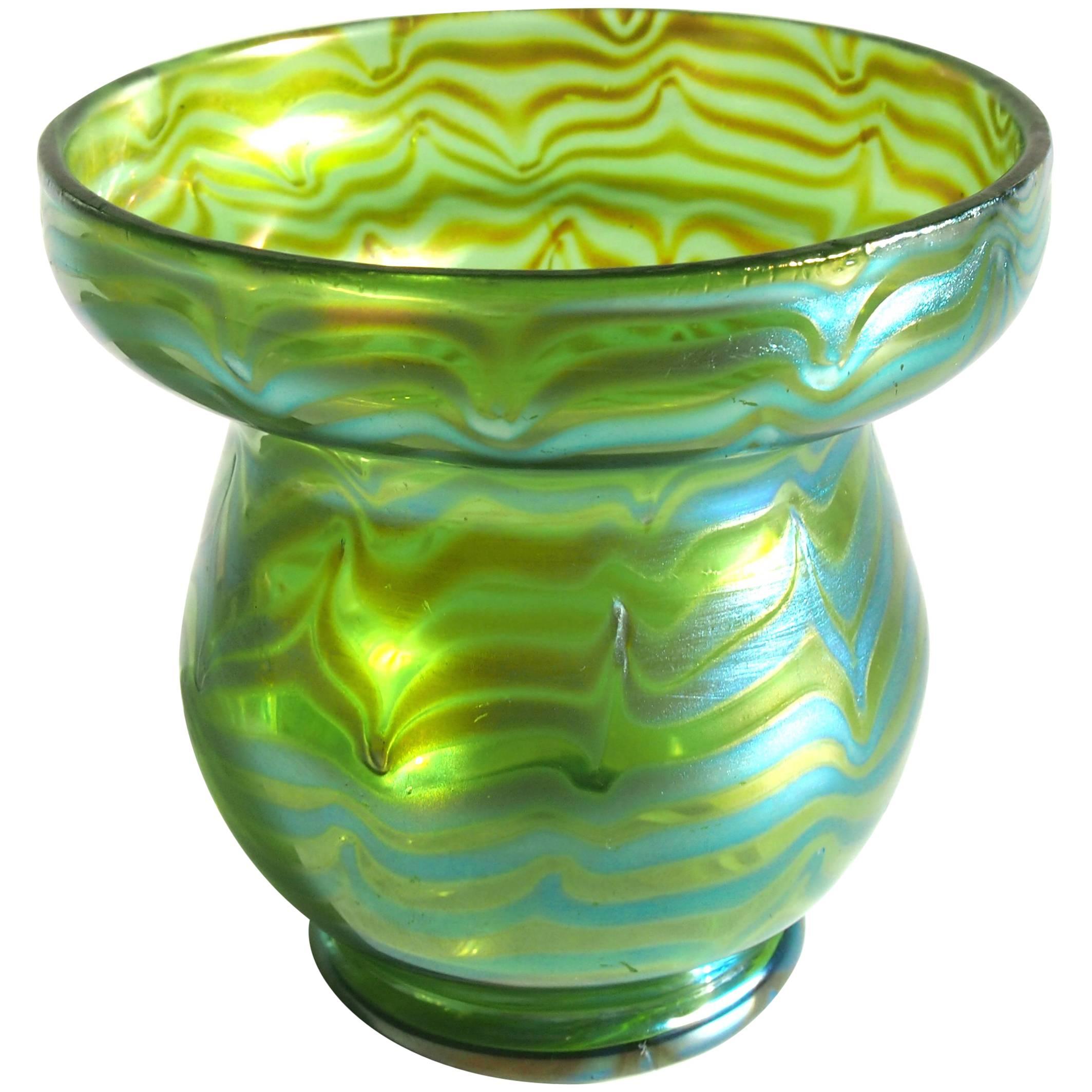 Loetz Art Nouveau Leaf Green Phaenomen 85/3780 Vase Made for Bacalowitz