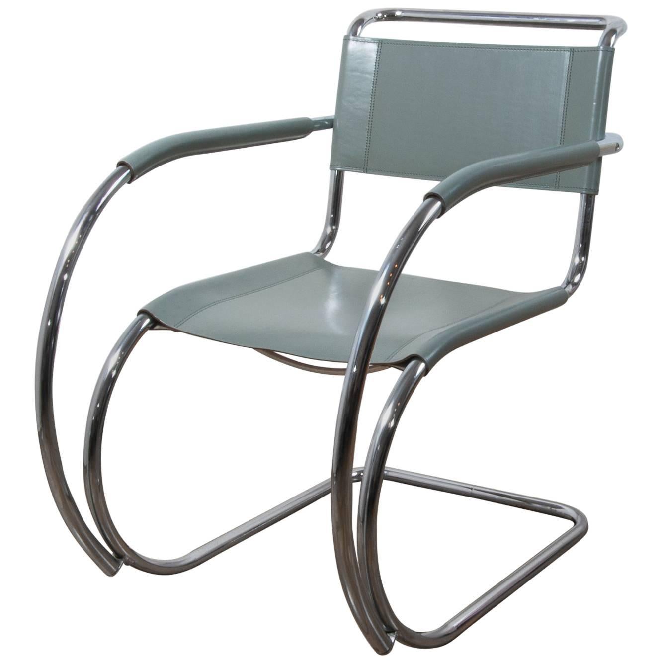 Thonet S533 Cantilever Chair, Armchair, Lounge Chair Designed by L. Mies vd Rohe For Sale
