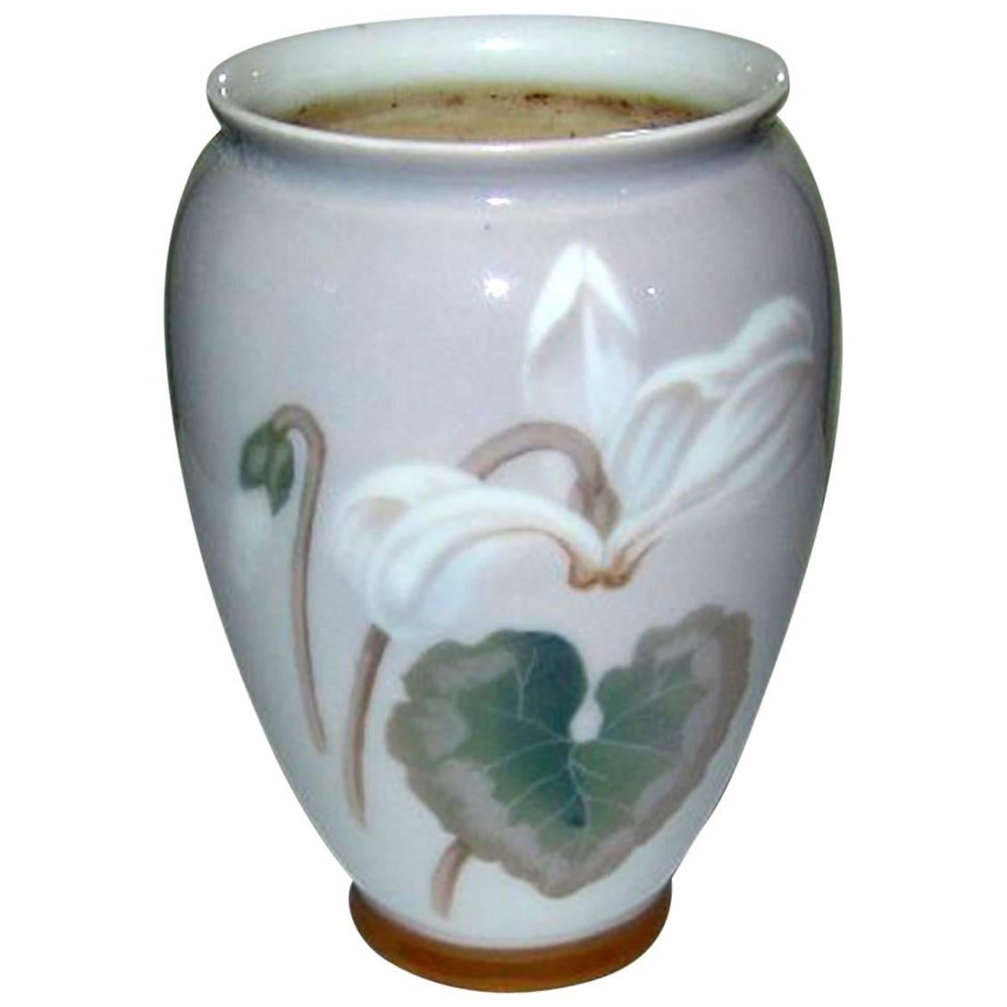 Bing & Grondahl Art Nouveau Vase #8614/365 For Sale