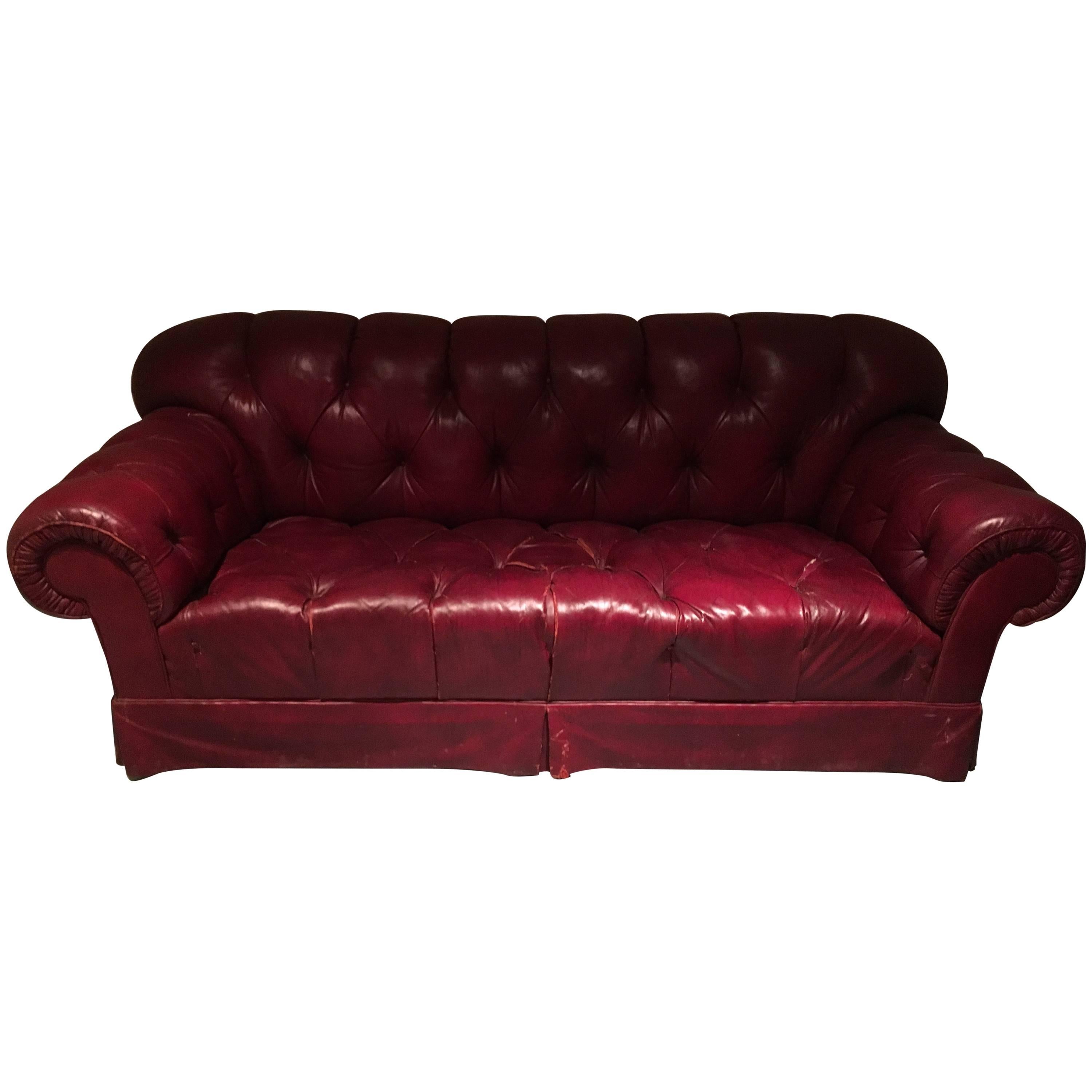 Chesterfield Sofa in Burgundy Leather