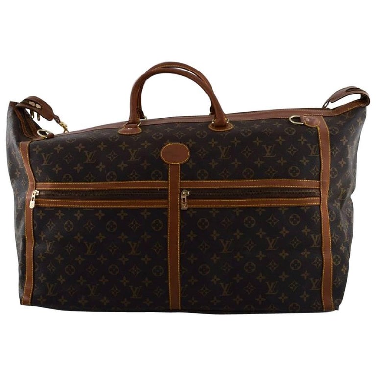 Louis Vuitton: Large vintage travel bag of monogram canvas at 1stDibs |  louis vuitton vintage travel bag